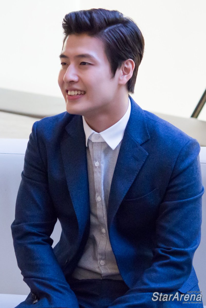 StarArena_'s tweet photo. [Photos] 151031 Kang Ha Neul Meet &amp; Greet @ Korean Film Festival https://t.co/cuFPyHWtpR #KFF2015 #KangHaNeulinSg https://t.co/j7hMbCOlz2
