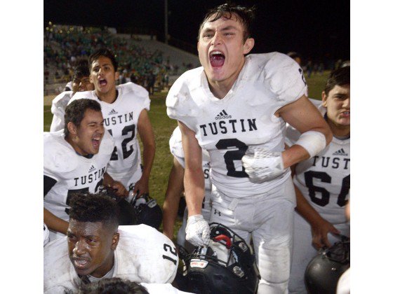 .<a href="/TustinAthletics/">THS Athletics</a> edges Kennedy in OT on goal-line stand ow.ly/UmjdQ <a href="/TillersFootball/">Tillers Football</a> #ocvupdates