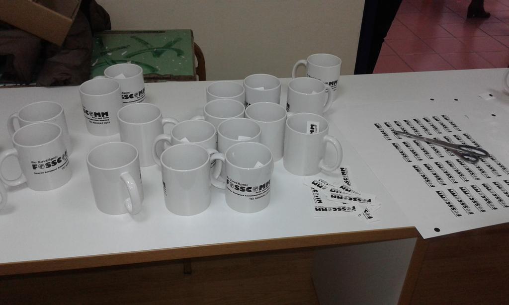 Fosscomm2015's tweet photo. #Fosscomm2015 #TeiAthinas #swagBag https://t.co/LEr9pRXBrS