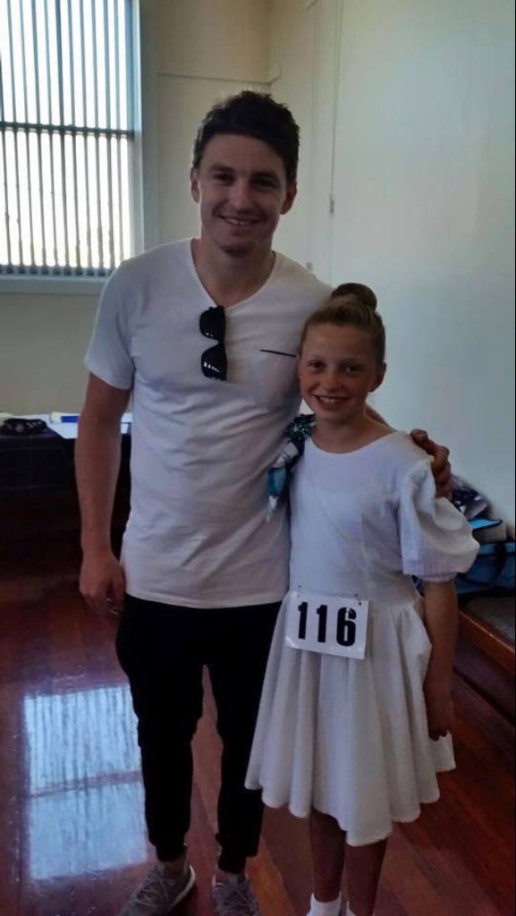 kjsg74's tweet photo. what more proof do you need that "scottish" is cool? @RichieHMcCaw @beaudenbarrett #getintoit https://t.co/JA7r1suldW