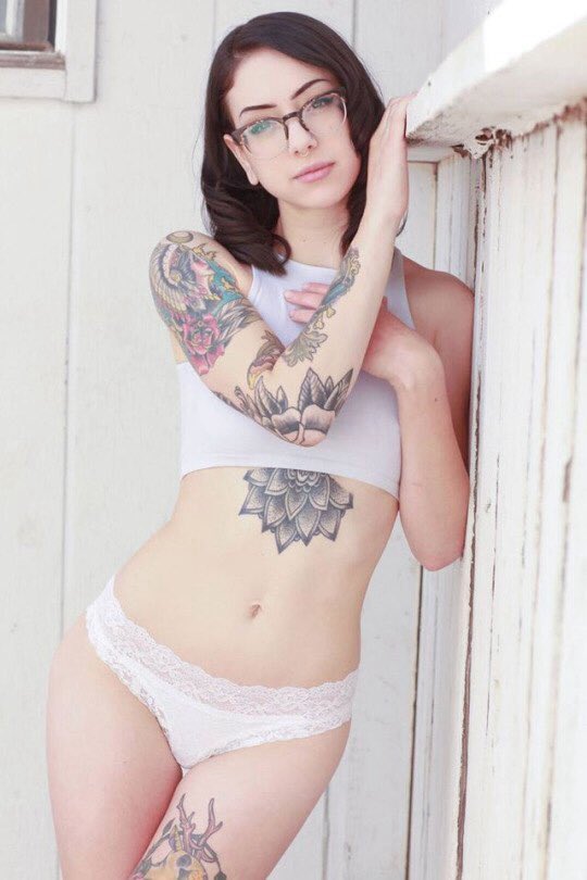 Feryn suicide girl