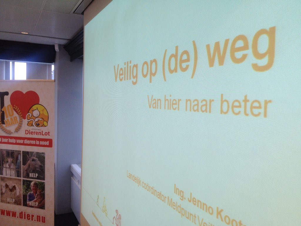 JennoKootstra's tweet image. 10e Landelijke Congres Dierenhulverlening. #LCDH. Verkeersveiligheid op de agenda. @VeiligVerkeer @VVCREurope
