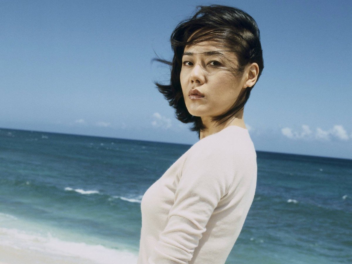 amir_anton's tweet photo. Kim Yun Jin - 42 #KimYunJin #happybirthday #actress #Lost #SunKwon #moviestars https://t.co/ee8UFQlIfi