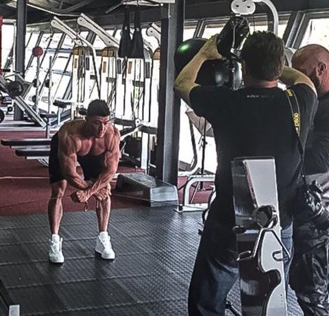 BruynFan's tweet photo. Your mind can make you train, your body can give you strength, but only the heart will make you a champion. https://t.co/wIW6U2Xdcc