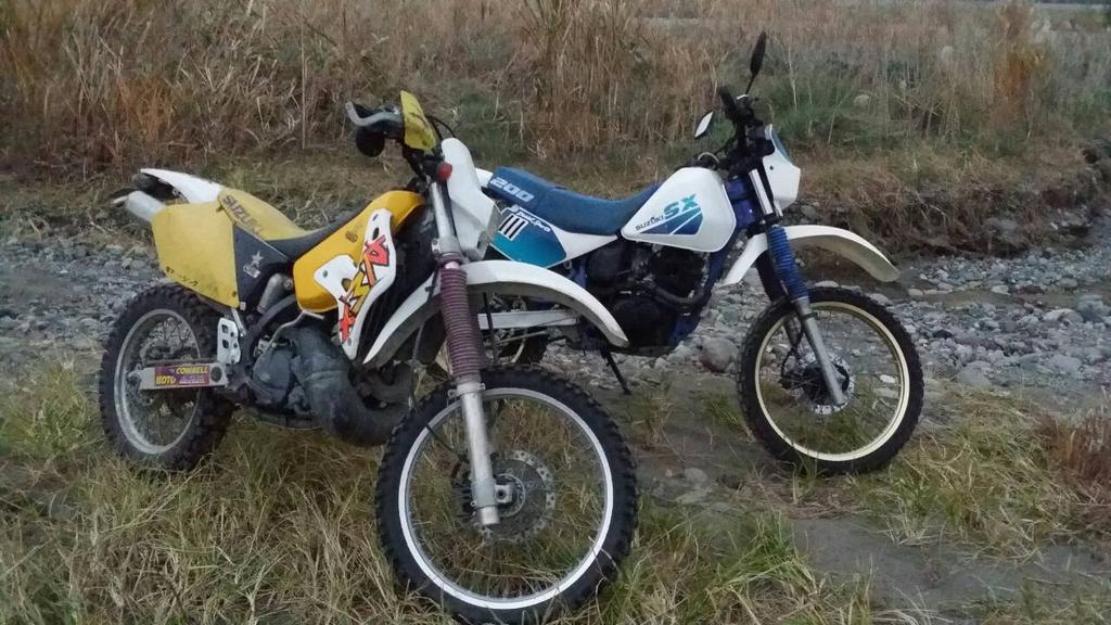 くろけそ お友達がスズキsx0r納車したから一緒にちょこっとオフロードで河川敷に行ってきた スズキオフ珍車コンビ結成 T Co Eg2seb17hc Twitter くろけそ お友達がスズキsx0r納車したから一緒にちょこっとオフロードで河川敷に行ってきた スズキオフ珍車コンビ結成 T Co Eg2seb17hc Twitter