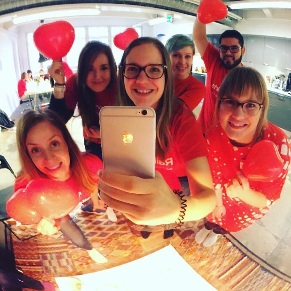 LottaSuuronen's tweet photo. Rails Girls Helsinki in full swing #RailsGirls #HackJunction https://t.co/KJEZR7y6rf