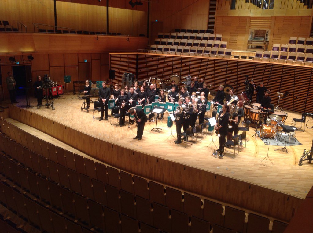 4barsrest's tweet photo. #Siddis Hasle Brass now on stage with Robert Solberg Nilsen https://t.co/WKzkBctsGf https://t.co/hEtJAamPLs
