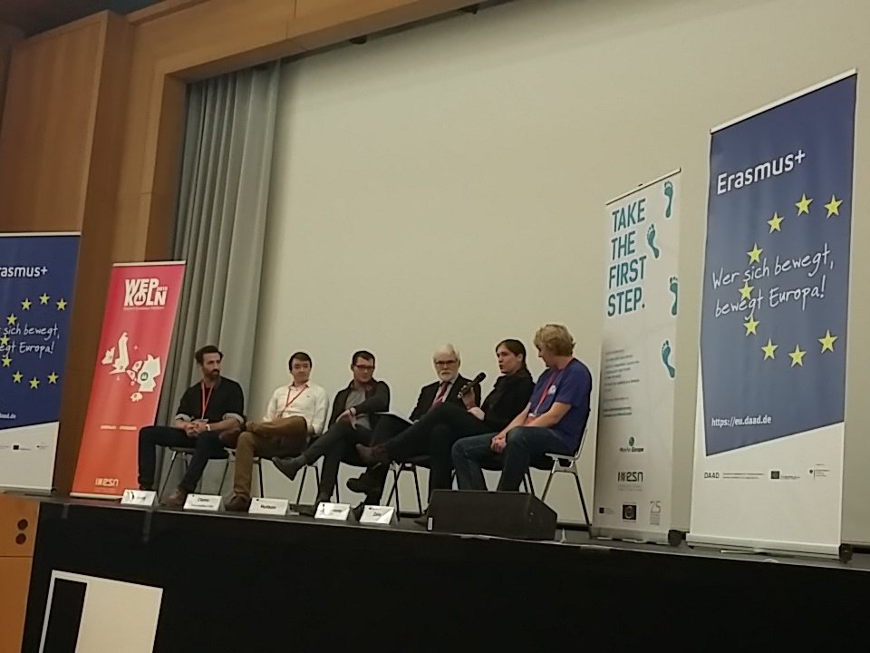Why only 1 female on a panel of 6? Glad it's not an #allmalepanel but ESN can do better. #WEPkoeln <a href="/WepKoeln2015/">WEP Köln 2015</a>