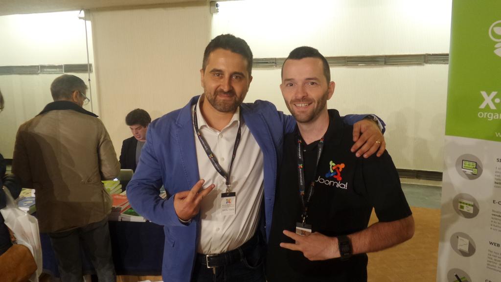 davidfrassi's tweet image. #jd15it - Il Team Leader di Joomla si è fatto in 4 per rilasciare la Joomla 3.5 entro stamattina. Grande Roland!