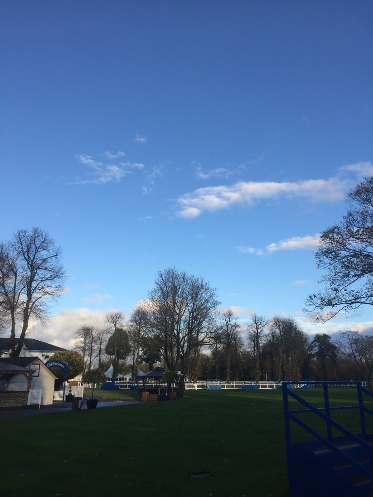 WindsorRaces's tweet photo. All set! https://t.co/lgSrtXyK1b