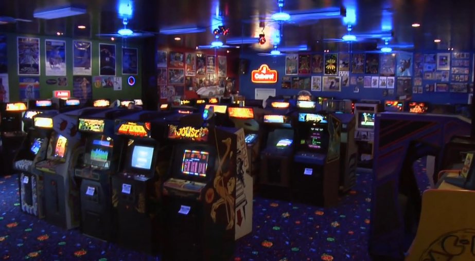 gamesyouloved's tweet photo. If you had your own arcade what 3 games must be in there?

#arcade #retrogaming https://t.co/ETLkiJzx32