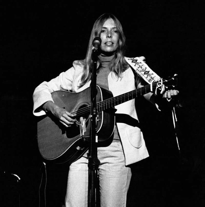 Happy Birthday to singer Joni Mitchell who is turning 72 today. What\s your favorite song? 