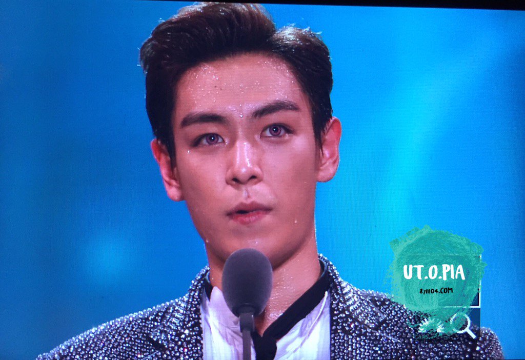 utopia_871104's tweet photo. 151107 멜론뮤직어워드 #탑 
4관왕 수상 축하해요👏🏼👏🏼👏🏼👏🏼
자랑스러웠던 최고의 수상소감이였어요👍😭
#최승현 #TOP #UTOP https://t.co/O9An1FePh3