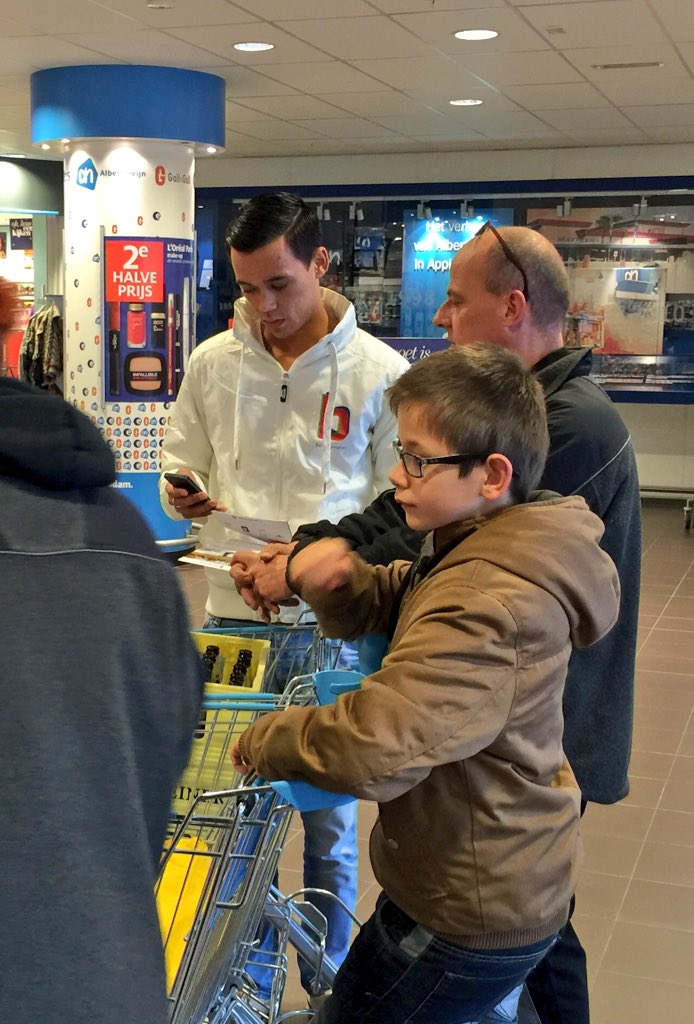 stefvanderziel's tweet image. Veel positieve reacties op de @bevingmeter in Appingedam. Maar ook erg veel mensen met schade.