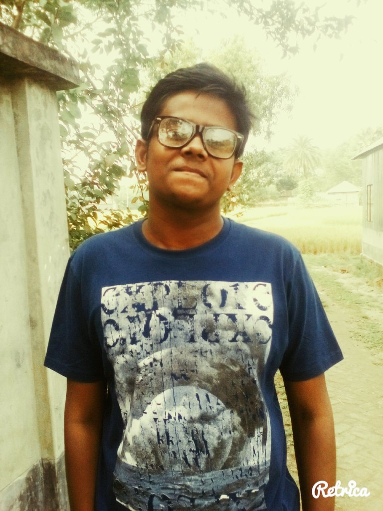 HZMoin's tweet photo. Innocent Look :p https://t.co/xHdmj2aw8x
