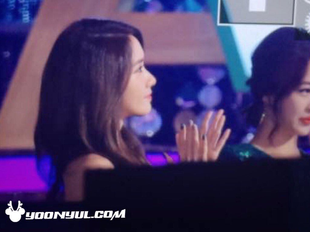 [PIC][07-11-2015]YoonA tham dự "2015 MelOn MUSIC AWARDS" + Giành “Top10ArtistsMMA2015” vào tối nay CTNHIz9VAAAdwXC