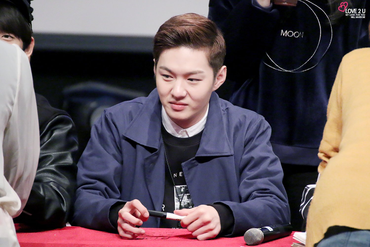 CTNJCAtUcAEApEA.jpg:large