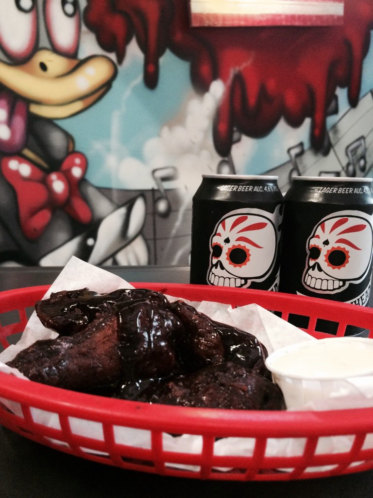 AlmostFamousLDS's tweet image. FREE WINGS &amp;amp; BEER - FREE WINGS &amp;amp; BEER.

RT TO WIN,

WINNER CHOSEN AT 5PM