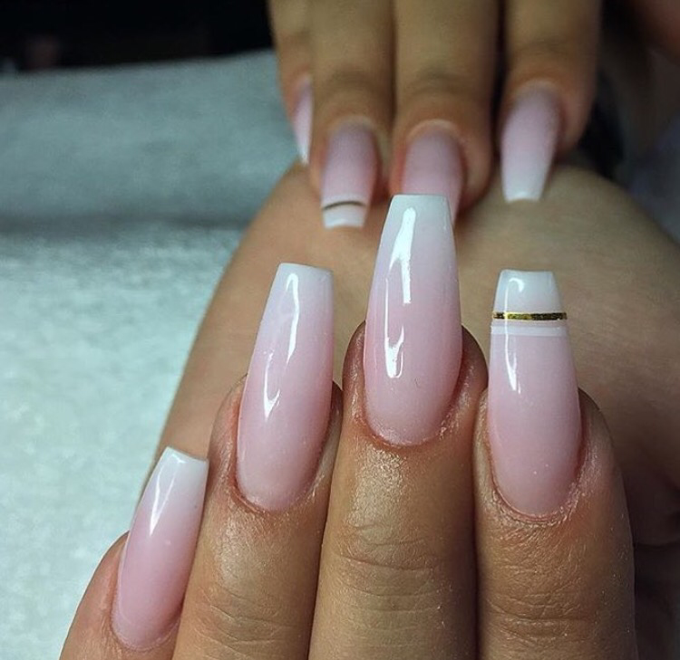 TinyWaistIE's tweet photo. French... π #nails #manicure #tallons #pinkandwhites https://t.co/A6PCXrj12r