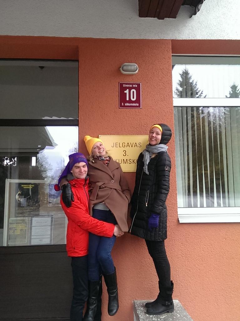 TDK_Delveri's tweet photo. #RudensDanci@Jelgava #delveri https://t.co/TB3KgNo9hD