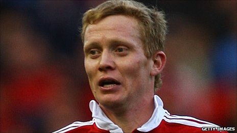 Happy Birthday to midfielder Barry Robson!     