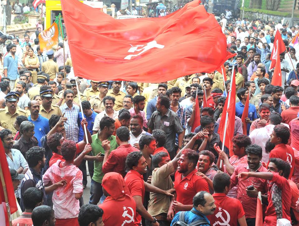 cpimspeak's tweet photo. #KeralaCivicPolls #LDFVictory
Victory Rally in Thiruvananthapuram. Triumphant Left! https://t.co/KS84QXUtmj