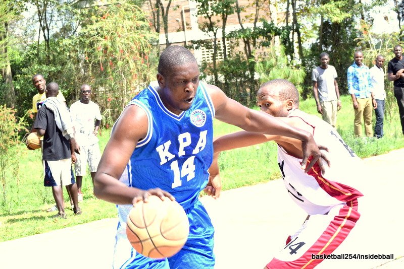 basketball254ke's tweet photo. Happening Now: Equity Bank vs. KPA #kbfpl2015 https://t.co/FxaAhqHcLn