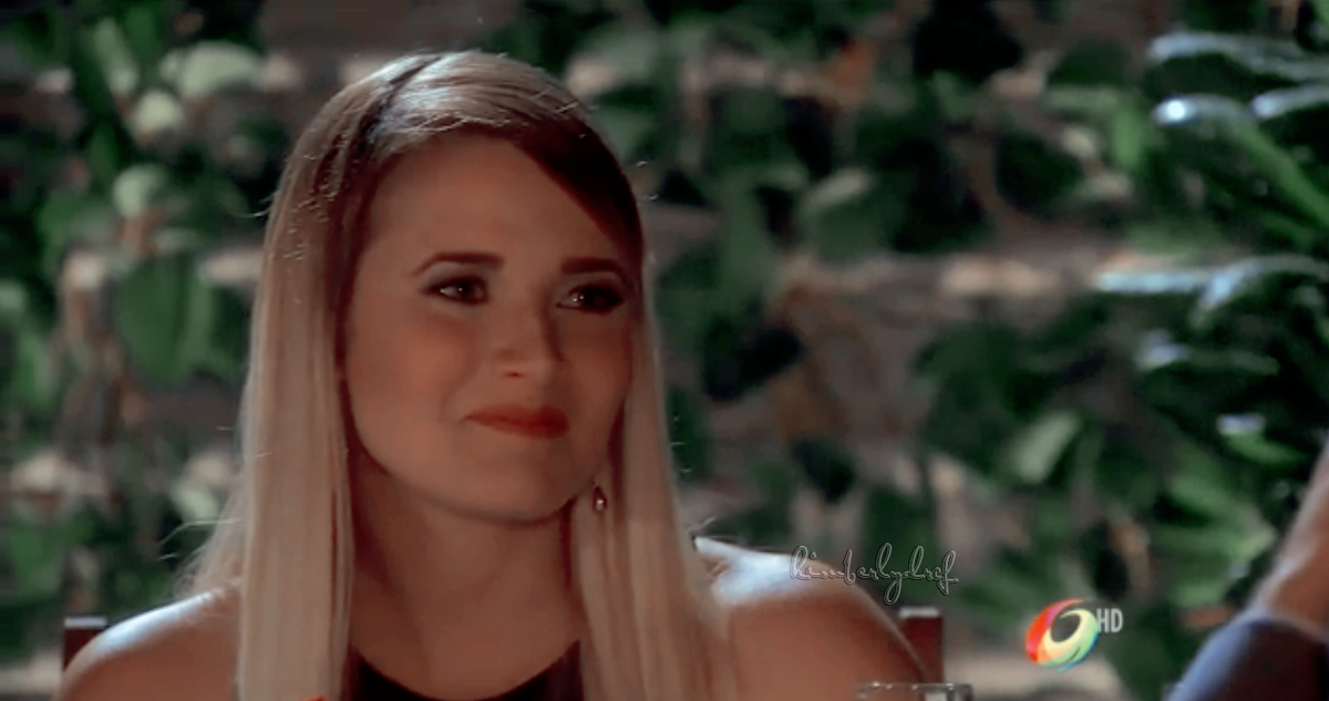 KimberlyDRCF's tweet photo. Fernanda en el capitulo 9 de ¿Quién es quién? ✨ @Kimy2Ramos https://t.co/VwbrqCmxxF
