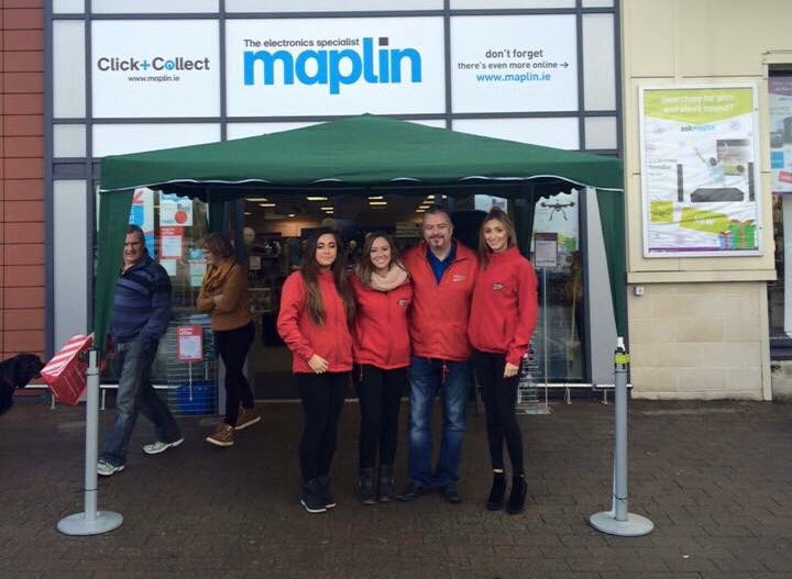 Live95Limerick's tweet image. JP and the Live 95FM Shadows are live from @Maplin_LMK @ChildersRoad today. Drop out for a chance to win prizes.