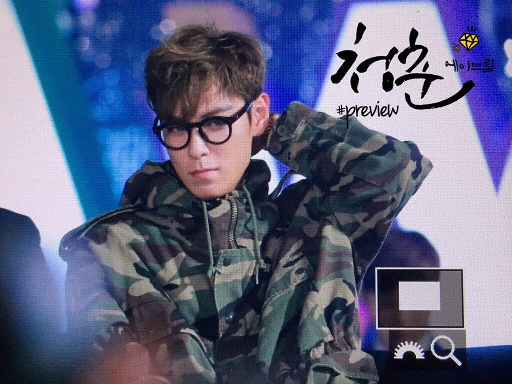 FROMTHETTTOP's tweet photo. 151107 [PREVIEW] #빅뱅 #MMA2015
Cr: avril_gdtop
✔credit then repost✔
#TOP #탑 #최승현 #AVRILPHOTO https://t.co/eGaHUEL0pM