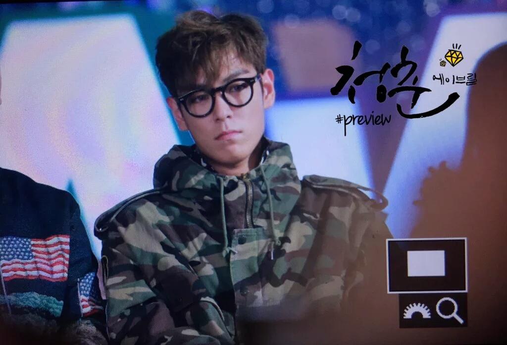 FROMTHETTTOP's tweet photo. 151107 [PREVIEW] #빅뱅 #MMA2015
Cr: avril_gdtop
✔credit then repost✔
#TOP #탑 #최승현 #AVRILPHOTO https://t.co/eGaHUEL0pM