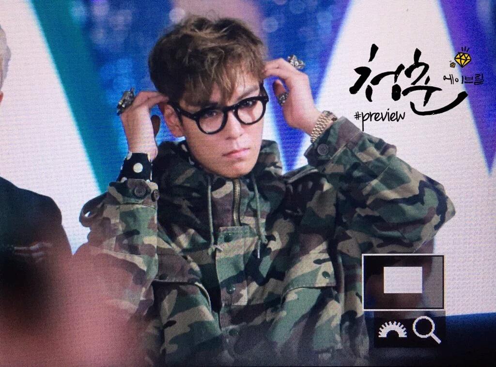 FROMTHETTTOP's tweet photo. 151107 [PREVIEW] #빅뱅 #MMA2015
Cr: avril_gdtop
✔credit then repost✔
#TOP #탑 #최승현 #AVRILPHOTO https://t.co/eGaHUEL0pM