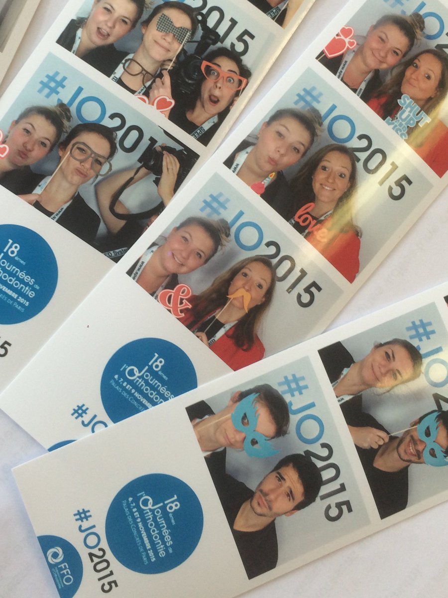 FFOrthodontie's tweet photo. L'animation à ne pas manquer aux #JO2015 , c'est le photomaton interactif @Eventattitude Suivez les pas orange! https://t.co/vQ0geVSCgf