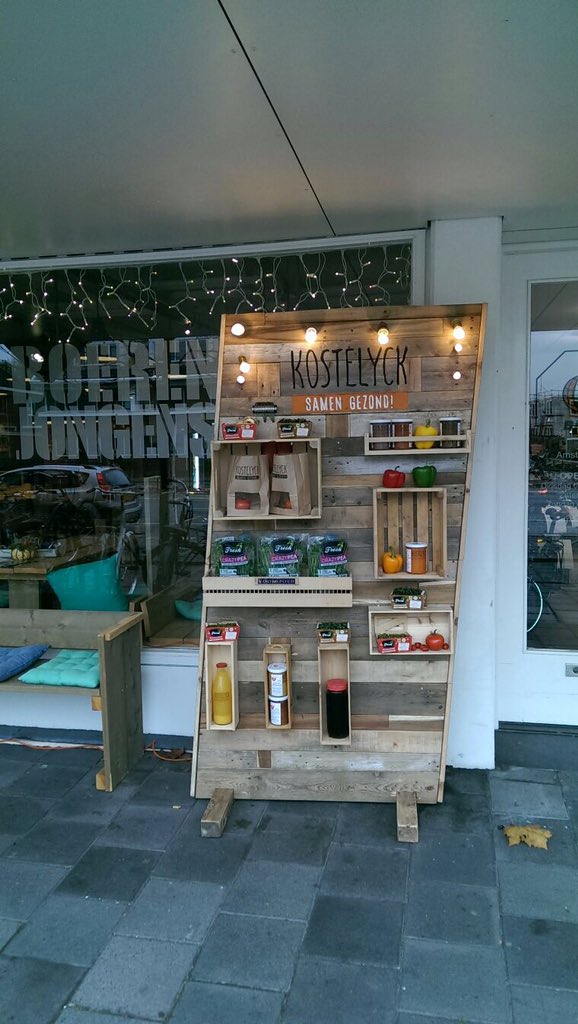 Ondertussen bij eetwinkel boerenjongens Amstelveen..