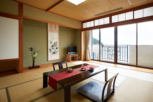 chuangkelvin's tweet photo. 萩温泉郷　海が奏でる癒しの宿　リゾートホテル美萩
＜14年7月OPEN＞菊ヶ浜の絶景と自家源泉100％の天然温泉に癒されて。
https://t.co/ajPXNqO7BG https://t.co/YSMbl4pLSQ
