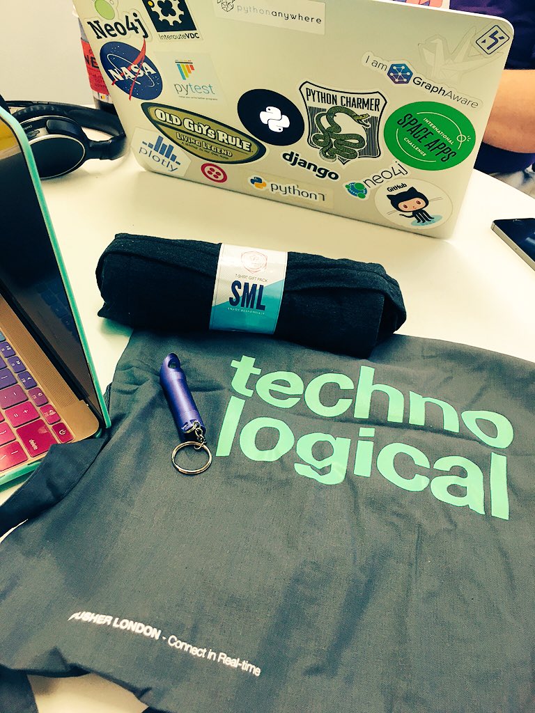 RythmLabs's tweet image. Hackday game strong yoyowallet pusher Jack_Franklin 3day hack #hackathon #HackFood15 #yoyoplay #googlecampus