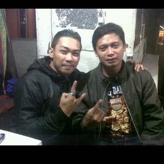 Waitressyoand's tweet photo. @k0yaink ciiee lagi mamingan sama om @a_godjin https://t.co/huHJs6yKTV