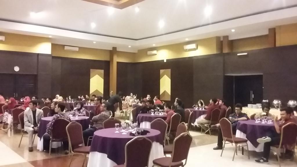 Acara puncak gala dinner nanti adalah pengumuman juara paper. Siapa ya kira-kiraaa