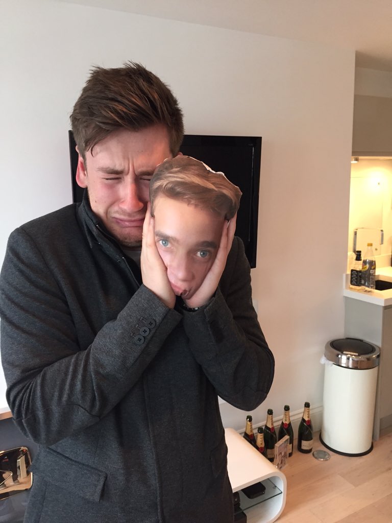 OliWhiteTV's tweet image. Missing @Joe_Sugg