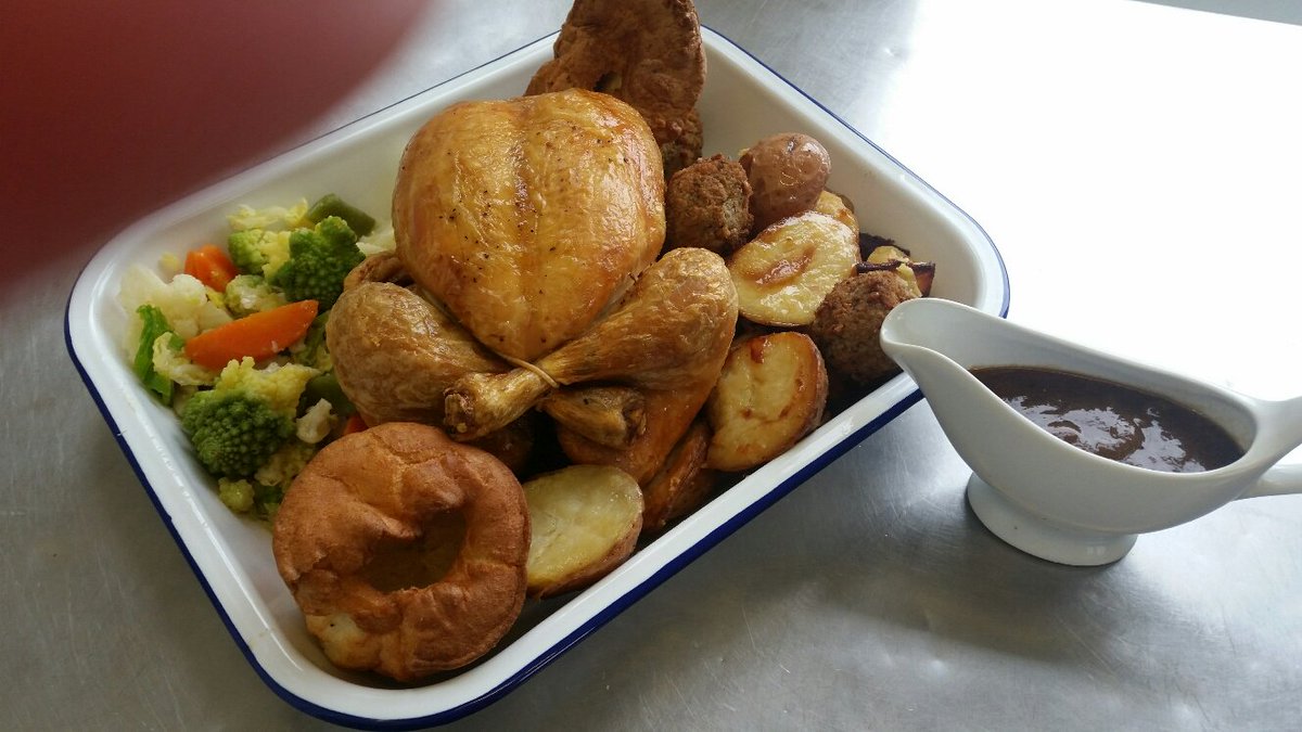 SW9BAR's tweet image. Why not come and try our delicious roast chicken for two to share every Sunday.