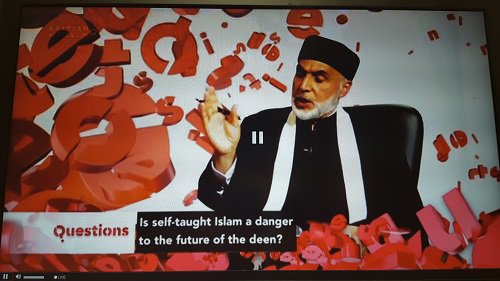 Questions_Show's tweet image. Is self taught Islam a danger to the future of the deen? now on #BMTV and Sky845 #fareenaalam followed with #answers