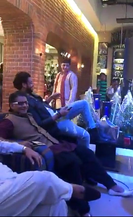 FCkkundrra's tweet photo. #Rahul with #Dad #Dadu and #Kaddu on the sets! #YKAGH #Workaholics #ShootLife 
@kkundra 😈😍 https://t.co/OXGBnri7IP