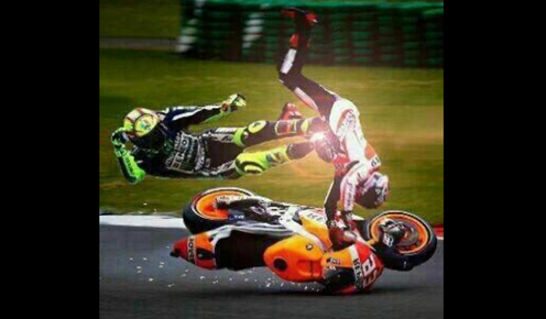 Viceitaly's tweet photo. Ho cercato di capire tutto il casino Rossi-Marquez https://t.co/mZNjTFKFTf https://t.co/laXOV19oMb