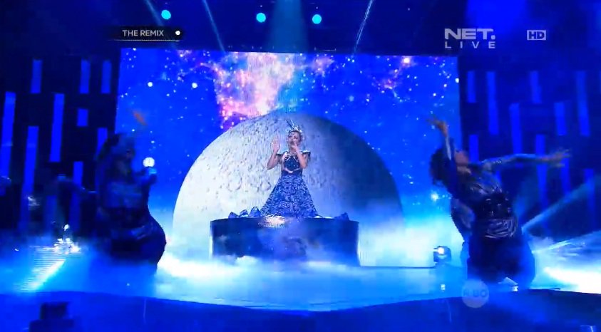 mdtvindonesia's tweet photo. VOTE Team @Melly_Mono &amp; @osvaldoriomusic "MONOSTEREO"

Ketik: #TheRemix_MONOSTEREO (spasi) #TheRemixNET https://t.co/JmzhJQKCYx