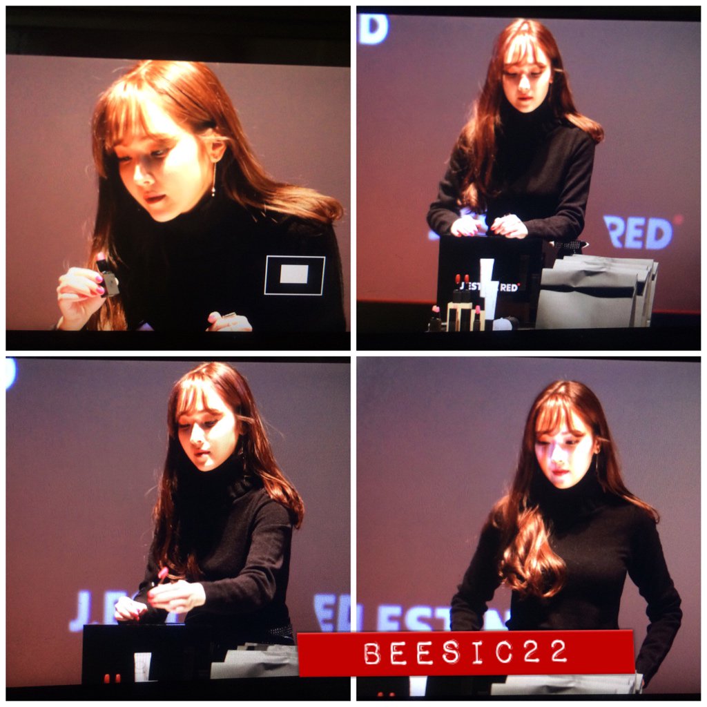 [PIC][07-11-2015]Jessica tham dự buổi Fansign cho dòng mỹ phẩm "J.ESTINA RED" tại "Myeongdong Lotte Cinema" vào chiều nay CTNuk3fVAAAiFt9