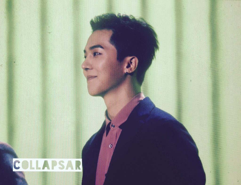 collapsar_0330's tweet photo. 20151107 MMA #WINNER #MINO #송민호 https://t.co/slXRj4nqiz