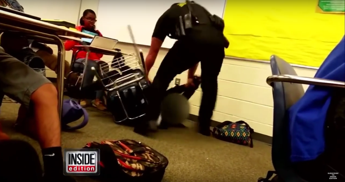 “Inside Edition” Blames Creatine For South Carolina Cop’s Violent High School Conduct --> yokestars.com/2015/11/07/ins…