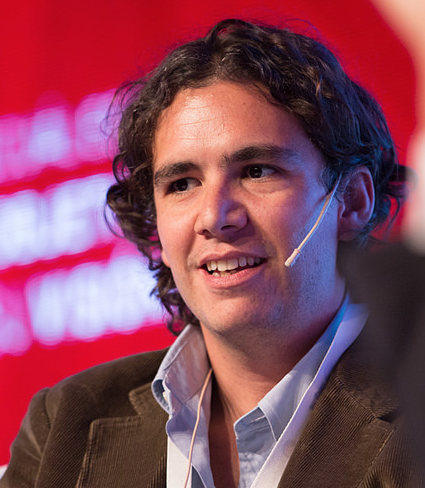 En #TEDxUTN Gustavo Andrés Brey (<a href="/italchemist/">Gus Brey</a>). #Niños #Programación #APIs ow.ly/UiRus