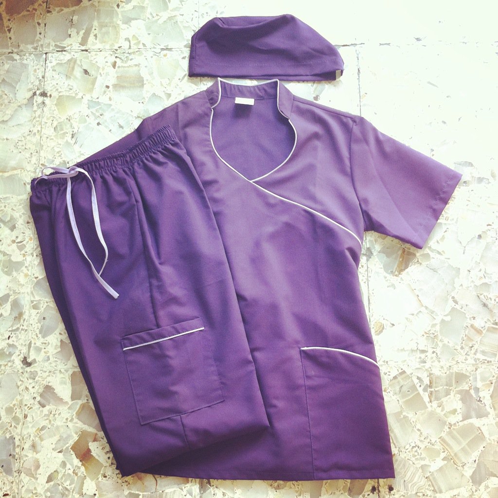 Lecinbre's tweet photo. Pijama quirúrgica de dama / Modelo Lau / Incluye gorro quirúrgico / $630.- #quirúrgicos #LeCinbre https://t.co/tRzd41w0jF