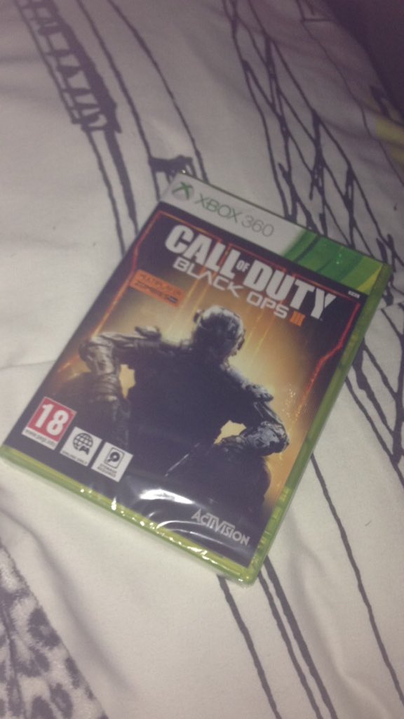 thisMisty's tweet photo. NEED PEOPLE WITH BO3 ON XBOX 360 TO PLAY🤔🎮 #BlackOps3 #BO3 #xbox360 https://t.co/QRLTqkAUBN